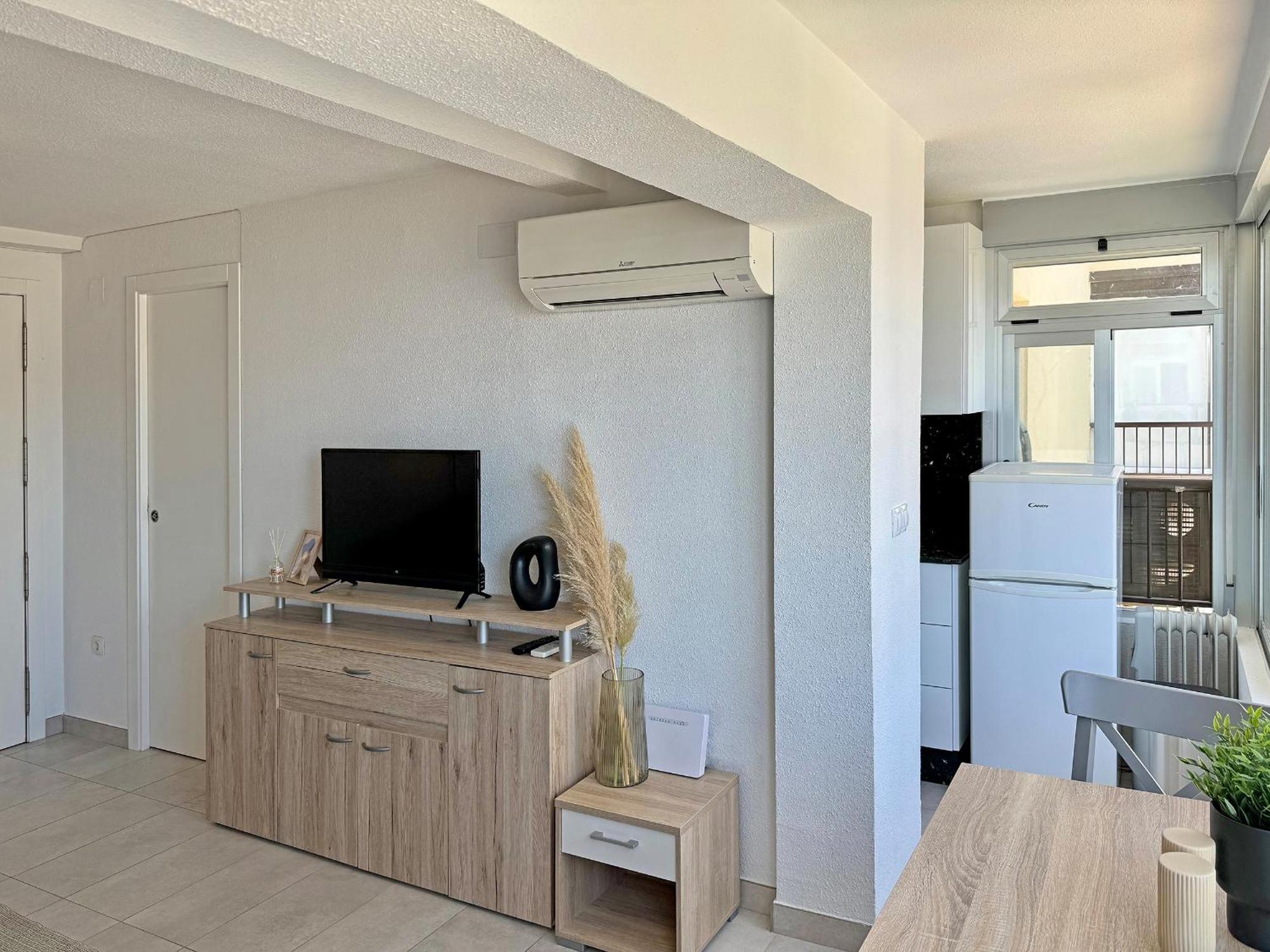 Precioso Estudio Frente La Playa بينايدورم المظهر الخارجي الصورة